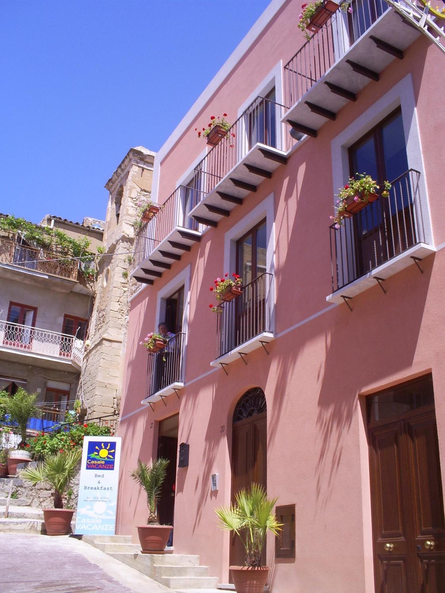 Casale Vacanze Сикулиана Екстериор снимка